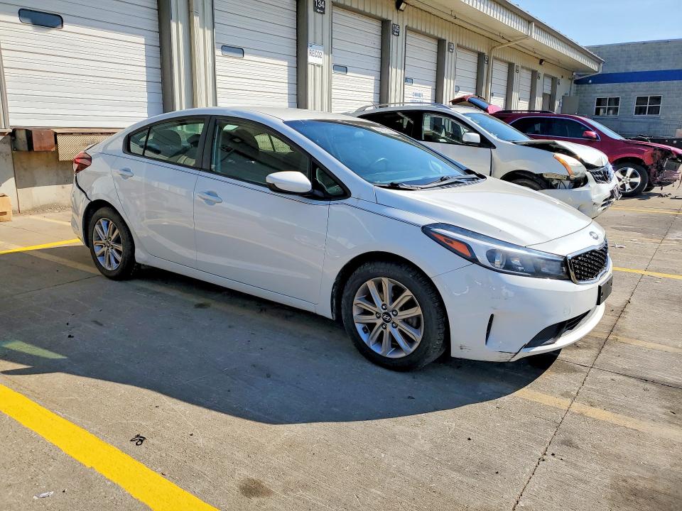 Продажа на аукционе авто 2017 Kia Forte, vin: 3KPFK4A76HE072332, номер лота: 60216396