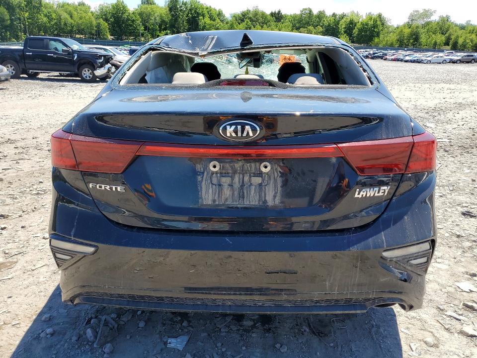 60269096 :رقم المزاد ، 3KPF24AD3ME364519 vin ، 2021 Kia Forte مزاد بيع
