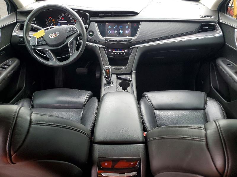 62250556 :رقم المزاد ، 1GYKNCRS2HZ120500 vin ، 2017 Cadillac Xt5 مزاد بيع