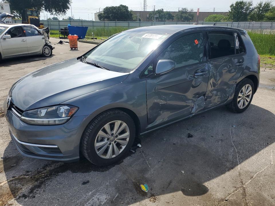 61701296 :رقم المزاد ، 3VWG57AU1MM001006 vin ، 2021 Volkswagen Golf مزاد بيع
