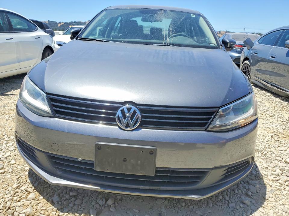 59166276 :رقم المزاد ، 3VWDP7AJ3CM404440 vin ، 2012 Volkswagen Jetta مزاد بيع