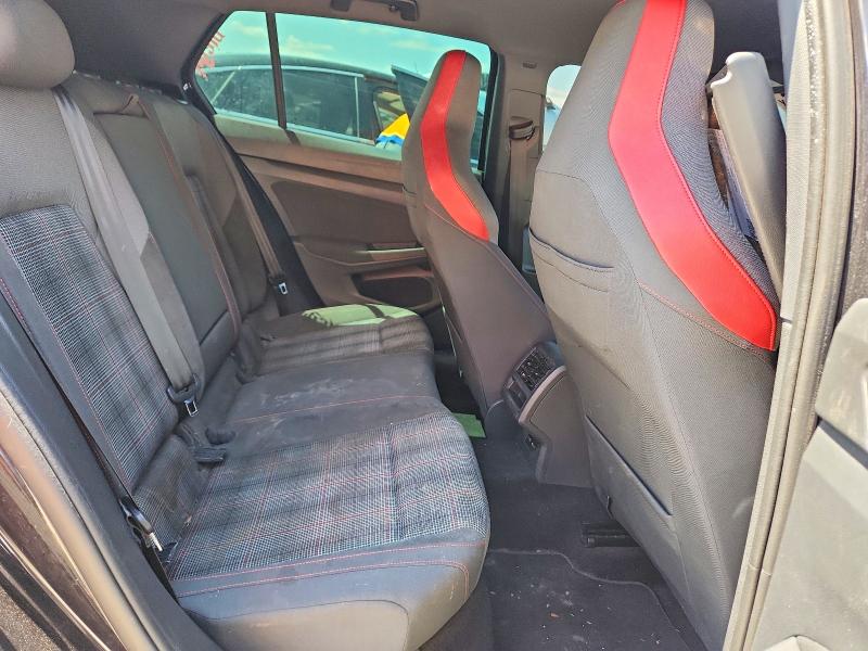 62336926 :رقم المزاد ، WVWG87CD1NW180558 vin ، 2022 Volkswagen Gti مزاد بيع