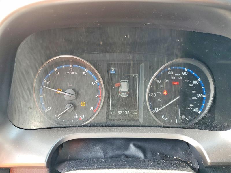 Продаж на аукціоні авто 2017 Toyota Rav4, vin: JTMZFREV7HJ117787, номер лоту: 61810276