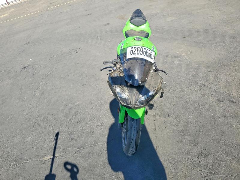 62696666 :رقم المزاد ، JKAZX4R11CA033040 vin ، 2012 Kawasaki Zx600 مزاد بيع
