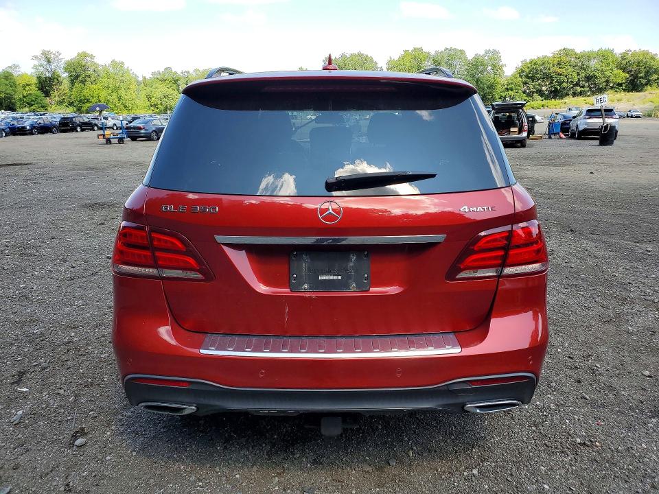 59825606 :رقم المزاد ، 4JGDA5HB3JB180125 vin ، 2018 Mercedes-benz Gle مزاد بيع
