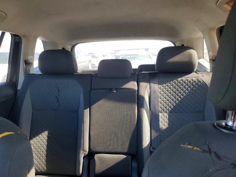 62480796 :رقم المزاد ، 3VV1B7AX5JM109668 vin ، 2018 Volkswagen Tiguan مزاد بيع