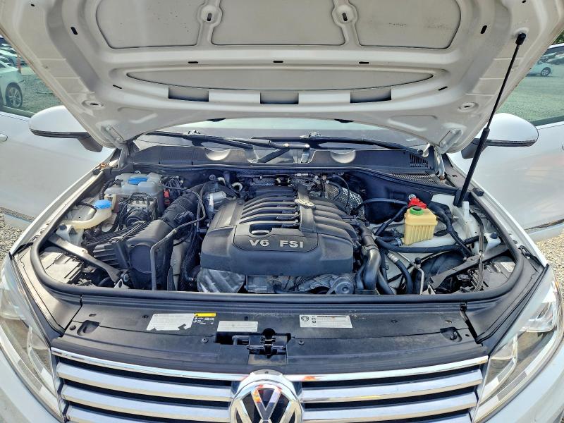 2016 Volkswagen Touareg მანქანა იყიდება აუქციონზე, vin: WVGEF9BP4GD012458, აუქციონის ნომერი: 62040436