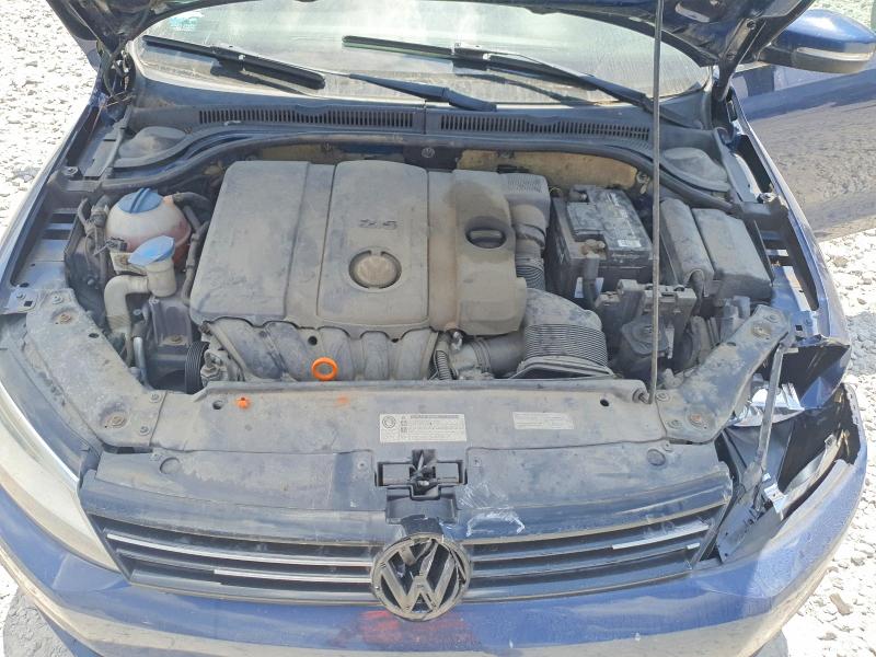 60464716 :رقم المزاد ، 3VWDP7AJ3DM218219 vin ، 2013 Volkswagen Jetta مزاد بيع