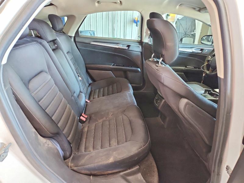 61934166 :رقم المزاد ، 3FA6P0H79FR126136 vin ، 2015 Ford Fusion مزاد بيع
