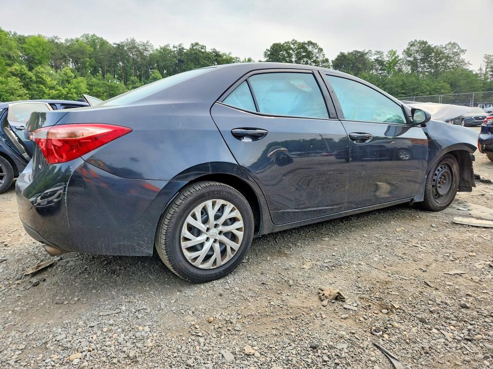 61132516 :رقم المزاد ، 2T1BURHE1HC787544 vin ، 2017 Toyota Corolla مزاد بيع