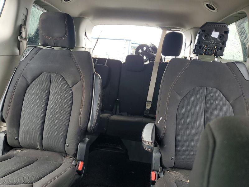 61175026 :رقم المزاد ، 2C4RC1CGXJR163369 vin ، 2018 Chrysler Pacifica مزاد بيع
