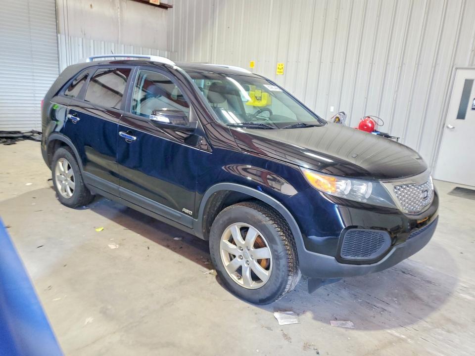 2013 Kia Sorento მანქანა იყიდება აუქციონზე, vin: 5XYKTDA23DG315897, აუქციონის ნომერი: 60980446
