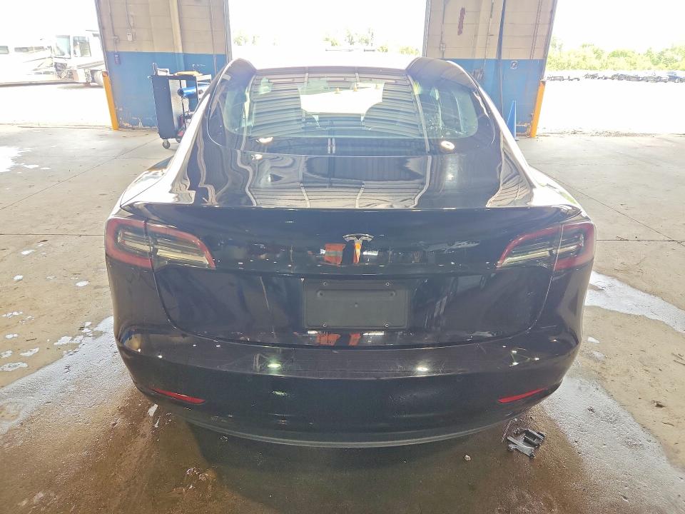 62525286 :رقم المزاد ، 5YJ3E1EAXNF188637 vin ، 2022 Tesla Model 3 مزاد بيع