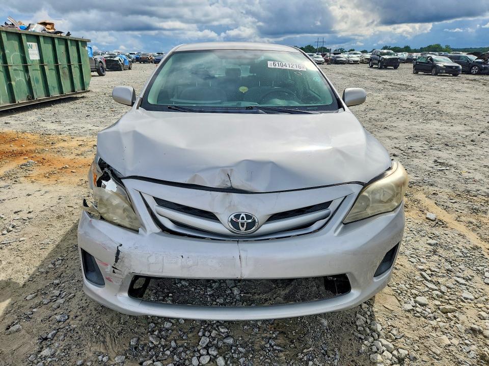 61041216 :رقم المزاد ، 2T1BU4EEXBC662363 vin ، 2011 Toyota Corolla مزاد بيع