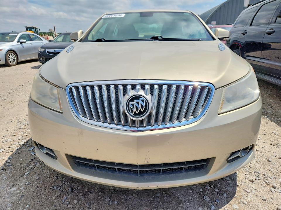 62291026 :رقم المزاد ، 1G4GC5ED6BF187027 vin ، 2011 Buick Lacrosse مزاد بيع
