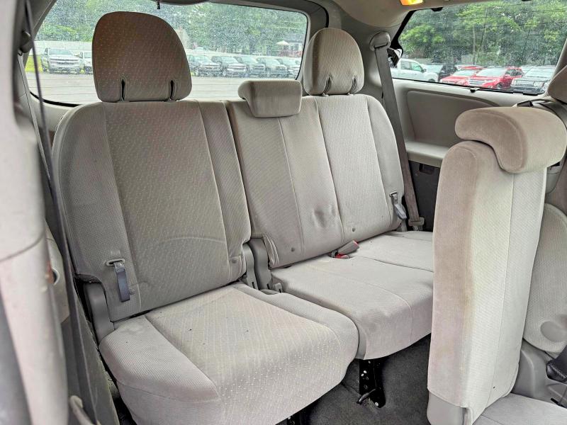 Продажа на аукционе авто 2017 Toyota Sienna, vin: 5TDKZ3DC2HS788793, номер лота: 62405986