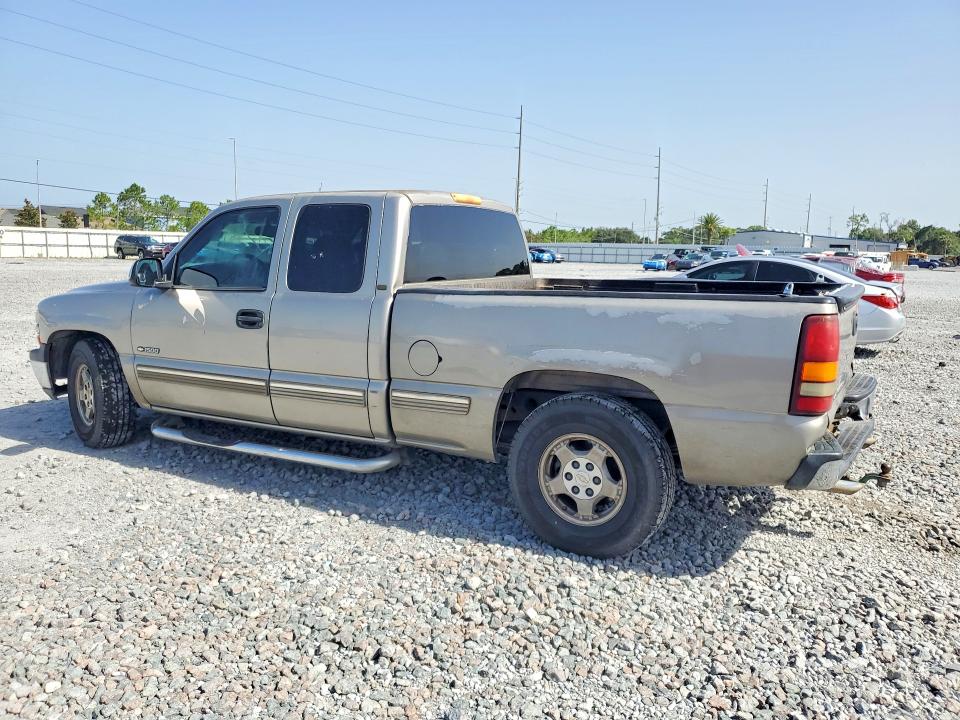 60601326 :رقم المزاد ، 1GCEC19T4YZ260179 vin ، 2000 Chevrolet Silverado مزاد بيع