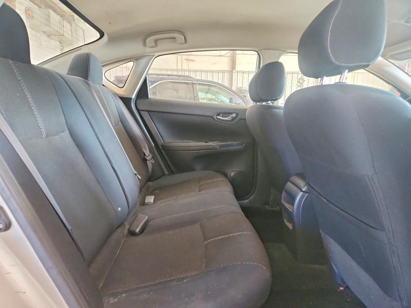 62711216 :رقم المزاد ، 3N1AB7AP4HY212925 vin ، 2017 Nissan Sentra مزاد بيع