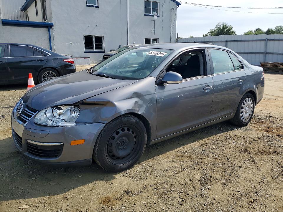 62106396 :رقم المزاد ، 3VWJZ7AJ4AM001867 vin ، 2010 Volkswagen Jetta مزاد بيع