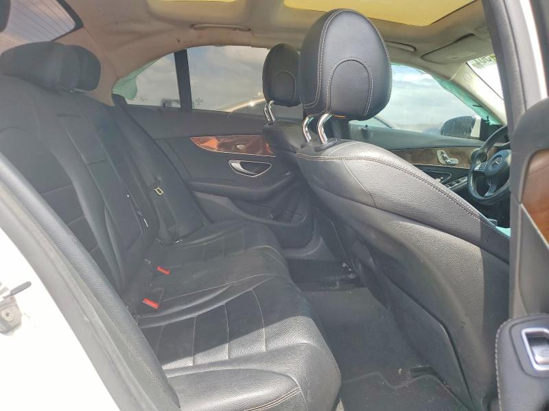 62068456 :رقم المزاد ، 55SWF4JB8HU196250 vin ، 2017 Mercedes-benz C مزاد بيع