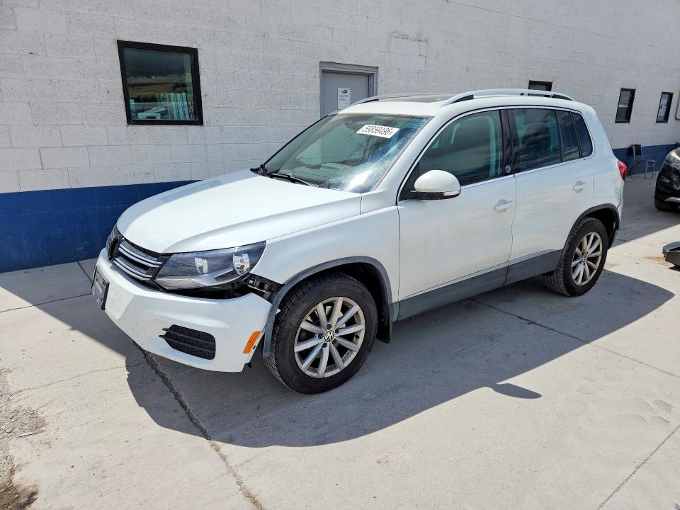 59859496 :رقم المزاد ، WVGSV7AX8HW500250 vin ، 2017 Volkswagen Tiguan مزاد بيع
