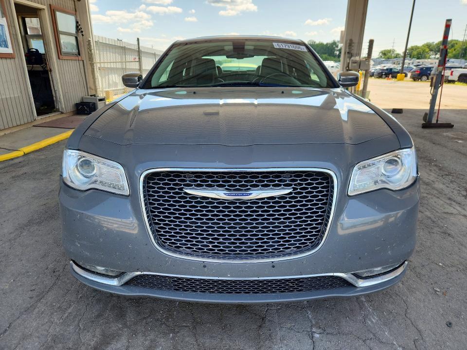 61791606 :رقم المزاد ، 2C3CCAKG8KH689941 vin ، 2019 Chrysler 300 مزاد بيع