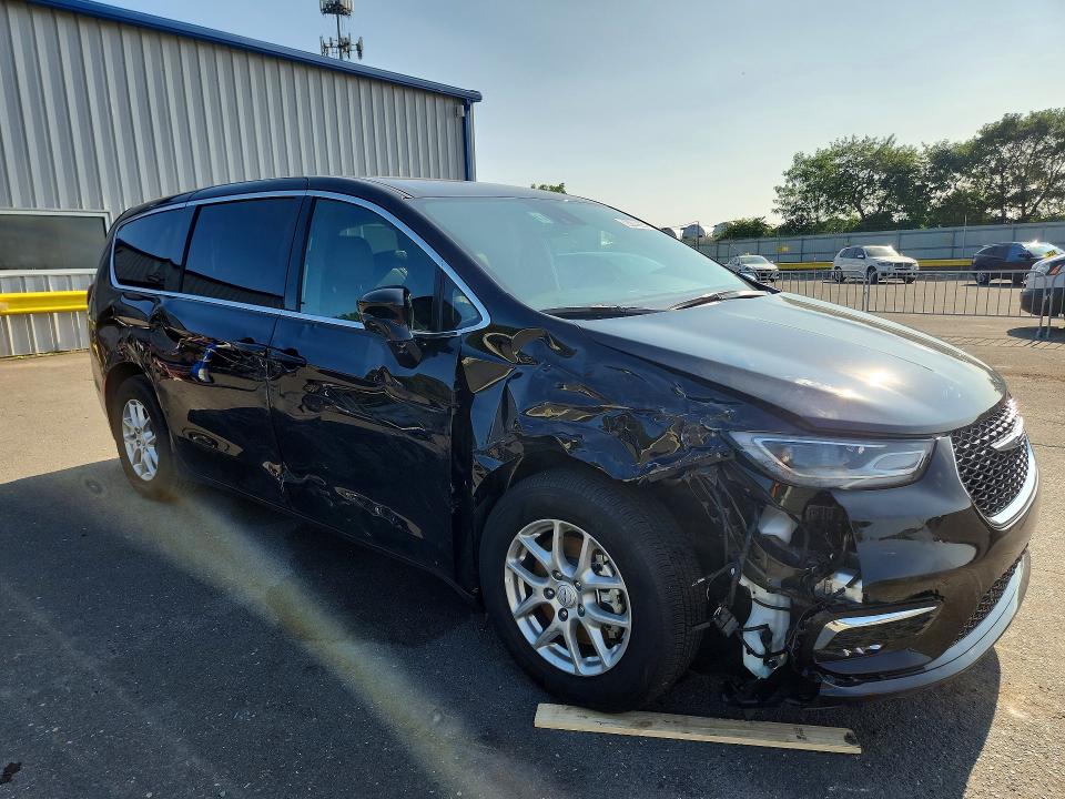 Продаж на аукціоні авто 2026 Chrysler Pacifica, vin: 2C4RC1BG2TR281775, номер лоту: 62489556