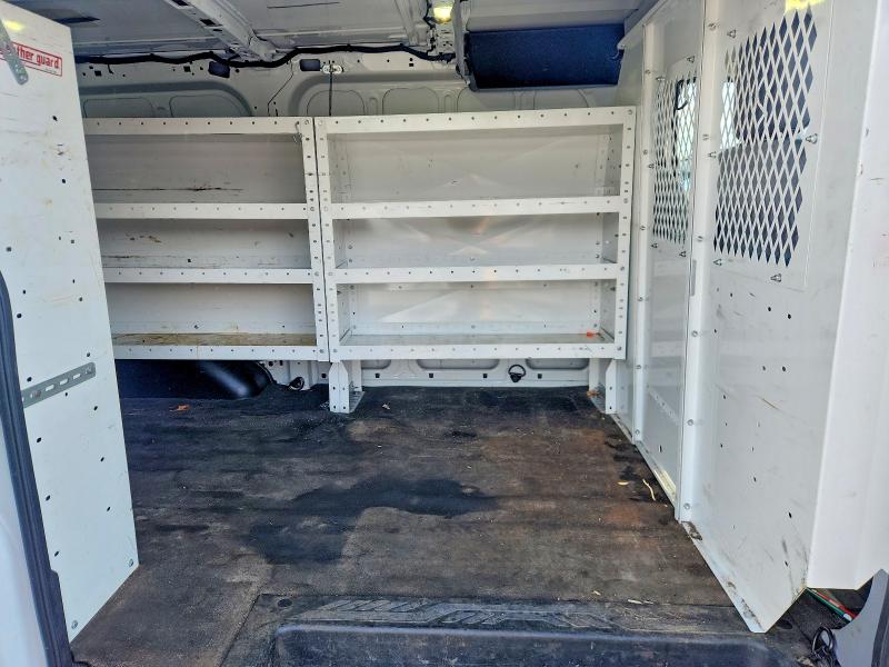 Продаж на аукціоні авто 2017 Ford Transit, vin: 1FTYR1YM4HKB36444, номер лоту: 63121656
