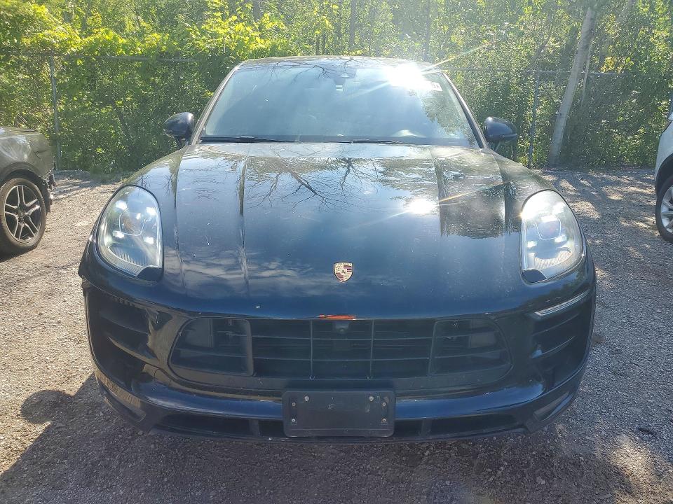 62595646 :رقم المزاد ، WP1AG2A59JLB60107 vin ، 2018 Porsche Macan مزاد بيع