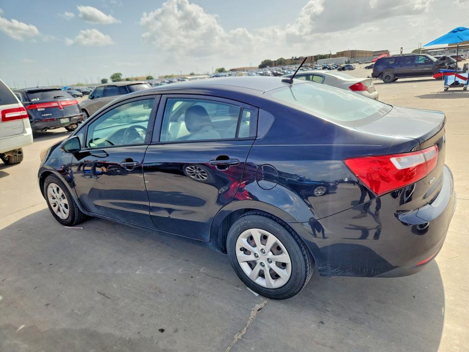 61799766 :رقم المزاد ، KNADM4A39F6527091 vin ، 2015 Kia Rio مزاد بيع