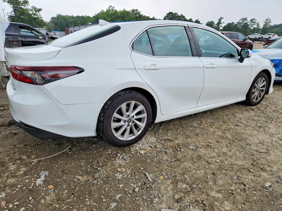Продаж на аукціоні авто 2022 Toyota Camry, vin: 4T1C11AK5NU660059, номер лоту: 61877096