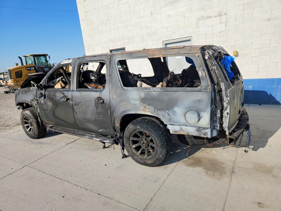 62317006 :رقم المزاد ، 1GNFK26339R211209 vin ، 2009 Chevrolet Suburban مزاد بيع