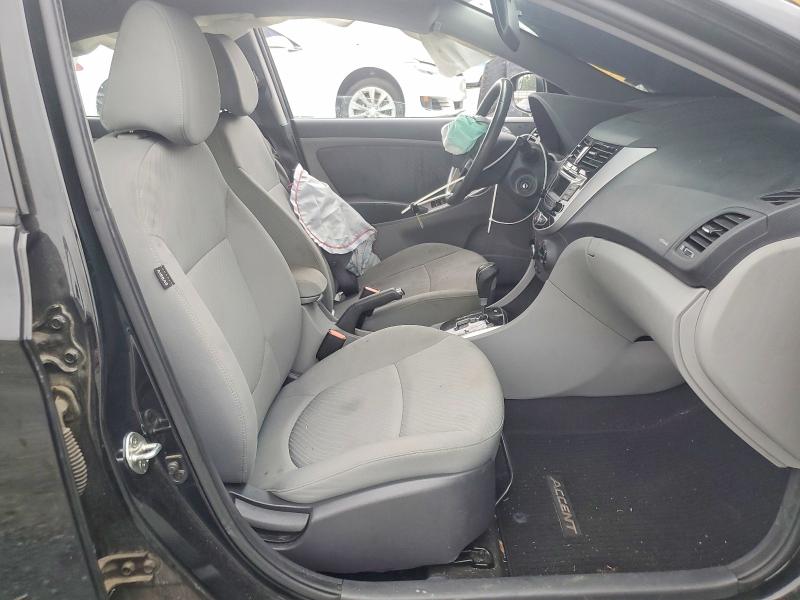 62234796 :رقم المزاد ، KMHCU4AE2GU050271 vin ، 2016 Hyundai Accent مزاد بيع