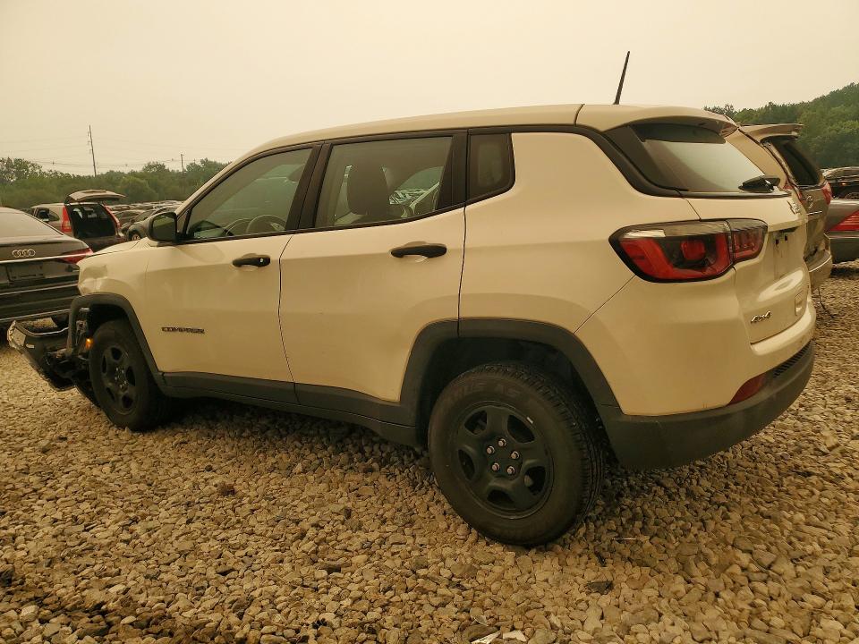 61189656 :رقم المزاد ، 3C4NJDAB1HT667006 vin ، 2017 Jeep Compass مزاد بيع