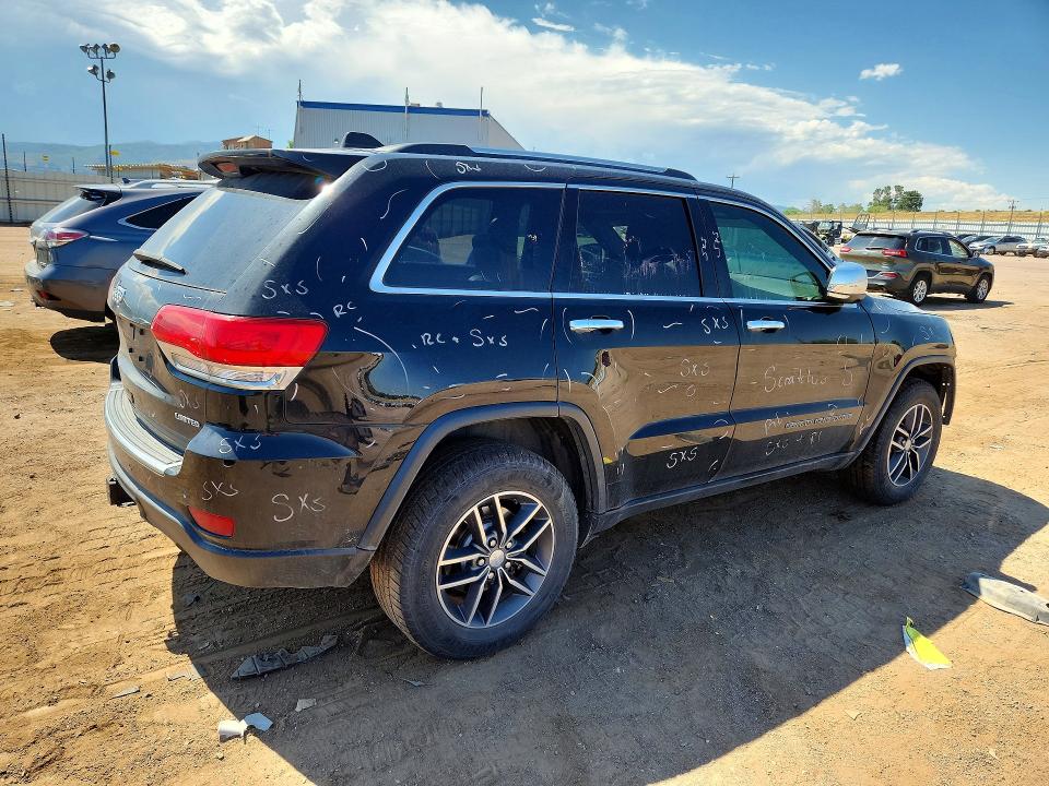 60641146 :رقم المزاد ، 1C4RJFBT0JC113462 vin ، 2018 Jeep Grand Cherokee مزاد بيع