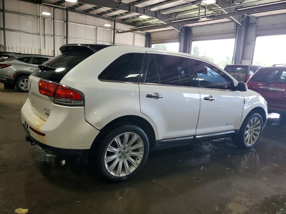 Продаж на аукціоні авто 2013 Lincoln Mkx, vin: 2LMDJ8JK7DBL22216, номер лоту: 61016746