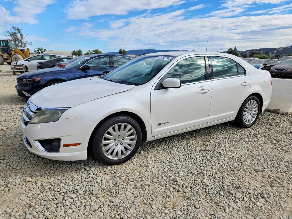 2010 Ford Fusion მანქანა იყიდება აუქციონზე, vin: 3FADP0L37AR135731, აუქციონის ნომერი: 61792706