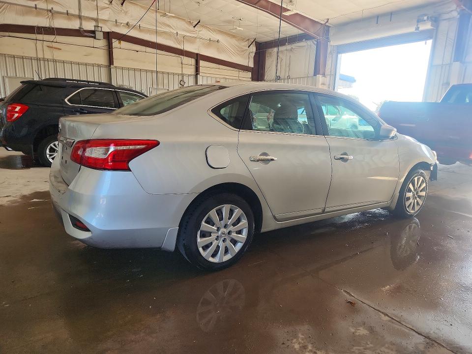 62711216 :رقم المزاد ، 3N1AB7AP4HY212925 vin ، 2017 Nissan Sentra مزاد بيع