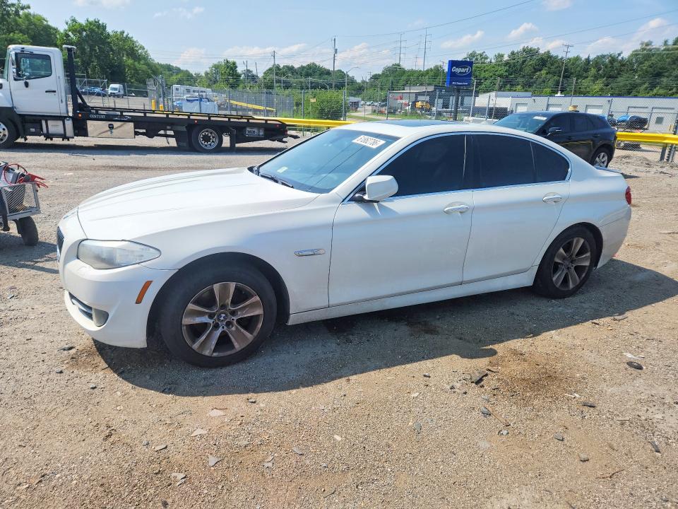 61862786 :رقم المزاد ، WBAXH5C53DD109897 vin ، 2013 Bmw 528 مزاد بيع