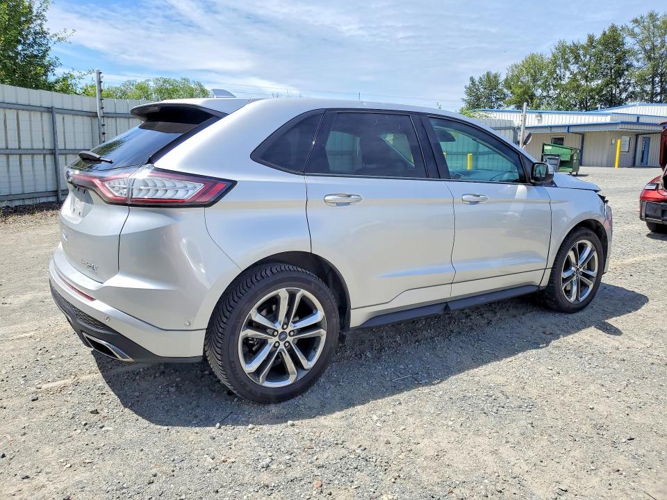 60259456 :رقم المزاد ، 2FMPK4AP0HBB43998 vin ، 2017 Ford Edge مزاد بيع