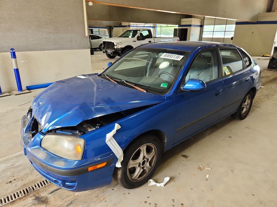 60693136 :رقم المزاد ، KMHDN56D34U127183 vin ، 2004 Hyundai Elantra مزاد بيع