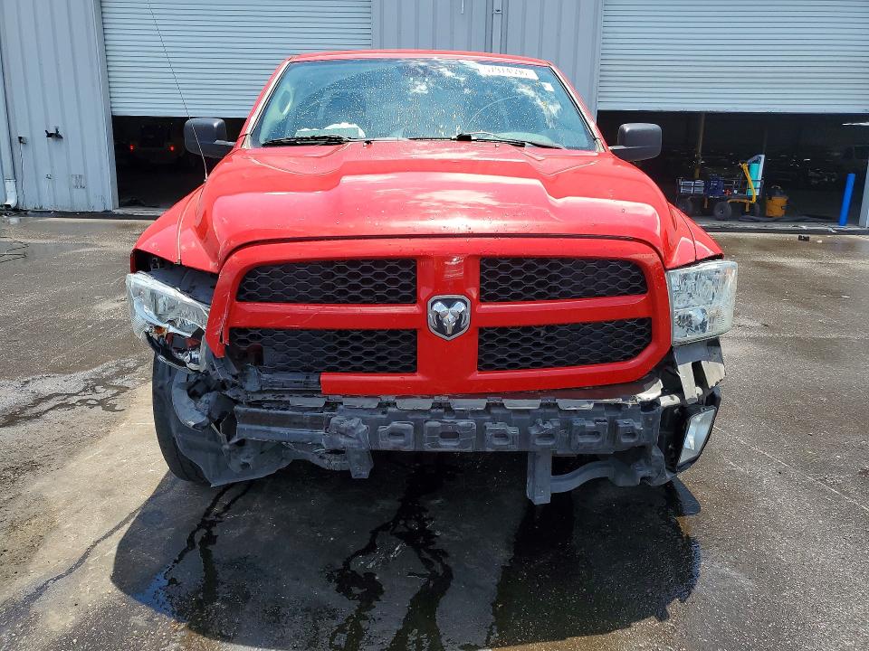 57974596 :رقم المزاد ، 1C6RR6FT0FS779731 vin ، 2015 Ram 1500 مزاد بيع