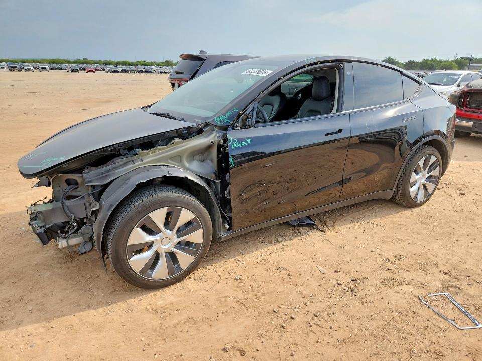 61533626 :رقم المزاد ، 5YJYGDED2MF107138 vin ، 2021 Tesla Model Y مزاد بيع