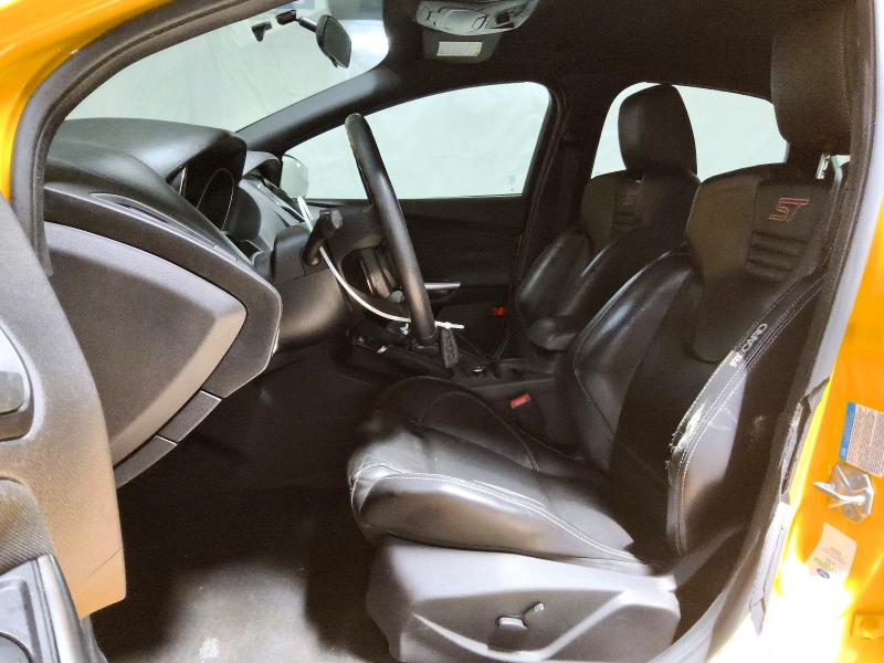2014 Ford Focus მანქანა იყიდება აუქციონზე, vin: 1FADP3L99EL345631, აუქციონის ნომერი: 62033256