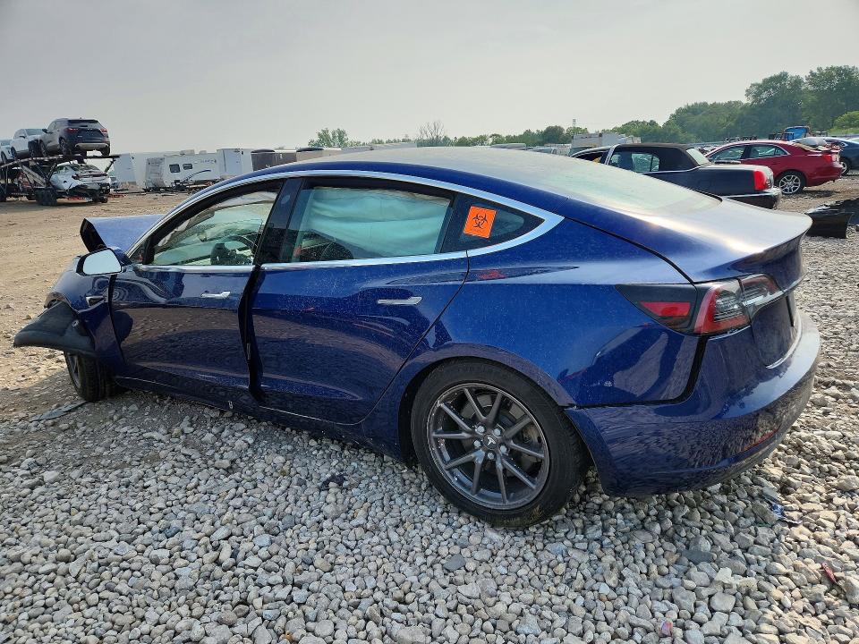 61542926 :رقم المزاد ، 5YJ3E1EC3LF586612 vin ، 2020 Tesla Model 3 مزاد بيع