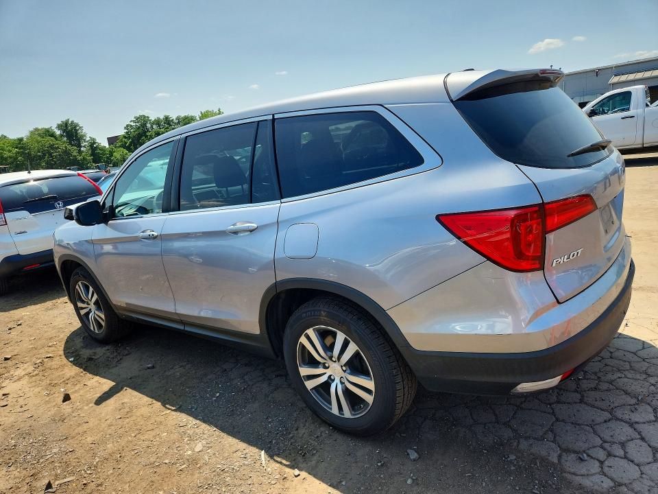 62609156 :رقم المزاد ، 5FNYF6H57JB036307 vin ، 2018 Honda Pilot مزاد بيع