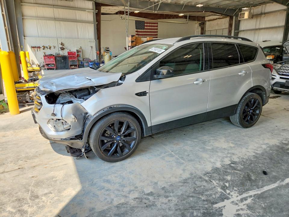 Продаж на аукціоні авто 2019 Ford Escape, vin: 1FMCU9GD5KUA62967, номер лоту: 62995106