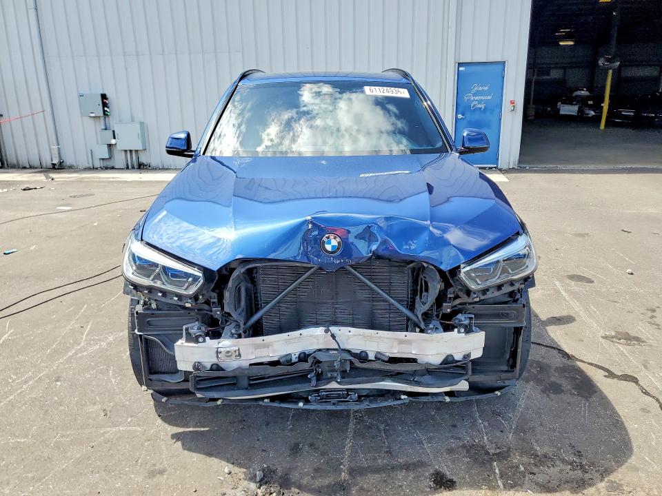 61124936 :رقم المزاد ، 5UXCR4C09N9J25165 vin ، 2022 Bmw X5 مزاد بيع