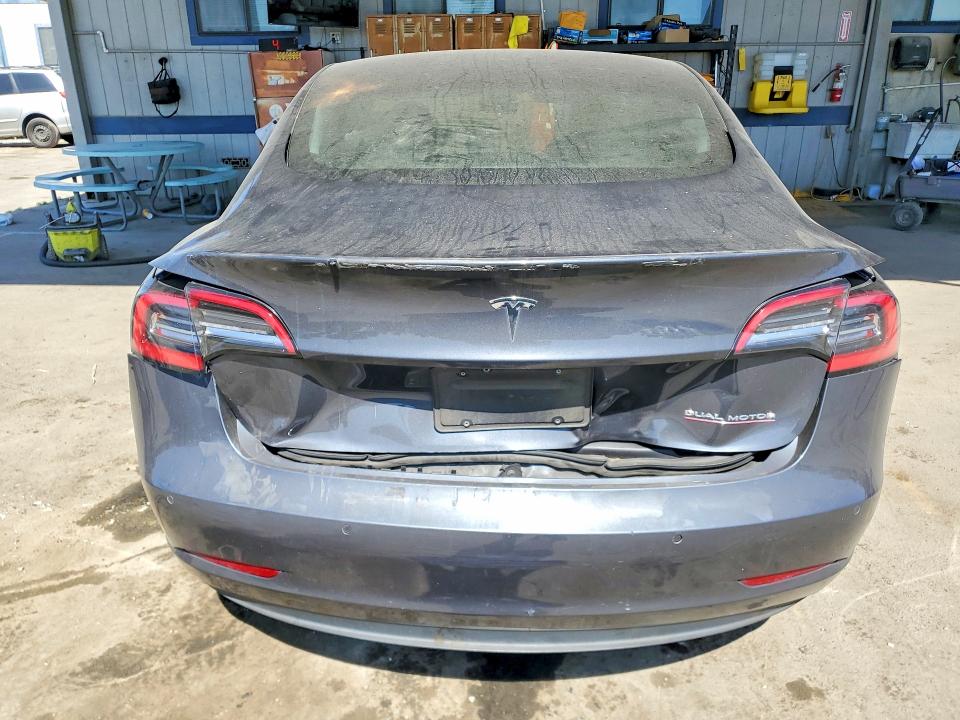 2021 Tesla Model 3 მანქანა იყიდება აუქციონზე, vin: 5YJ3E1EC4MF935827, აუქციონის ნომერი: 60807036