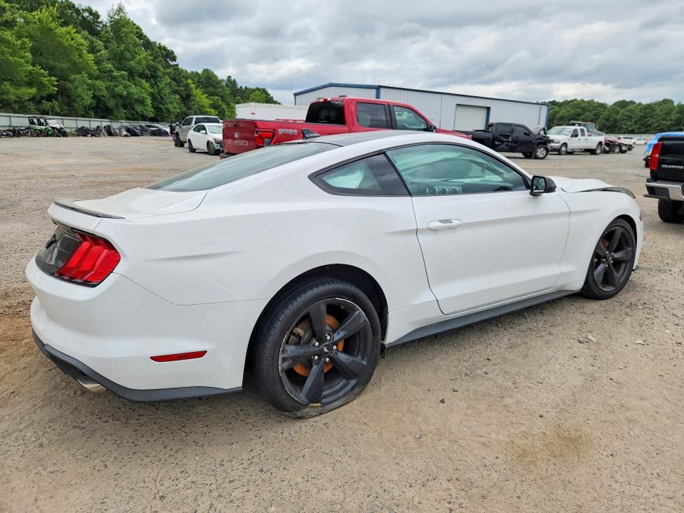 Продажа на аукционе авто 2021 Ford Mustang, vin: 1FA6P8TH1M5104551, номер лота: 62233106